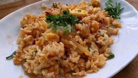 怎么做蛋炒饭视频,一招制胜的蛋炒饭制作技巧揭秘